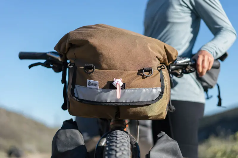 Middle Earth Jammer Handlebar Bag: 13L 1