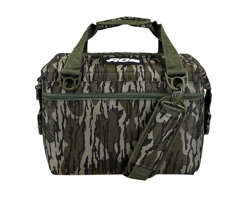Mossy Oak Bottomland Series 12 Pack Cooler 1