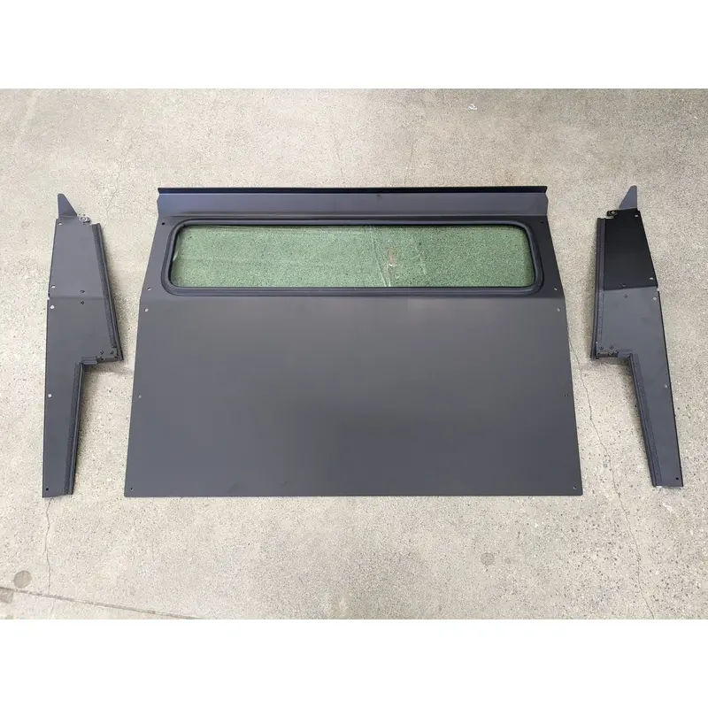 Polaris Xpedition Cab / Bed Divider 1