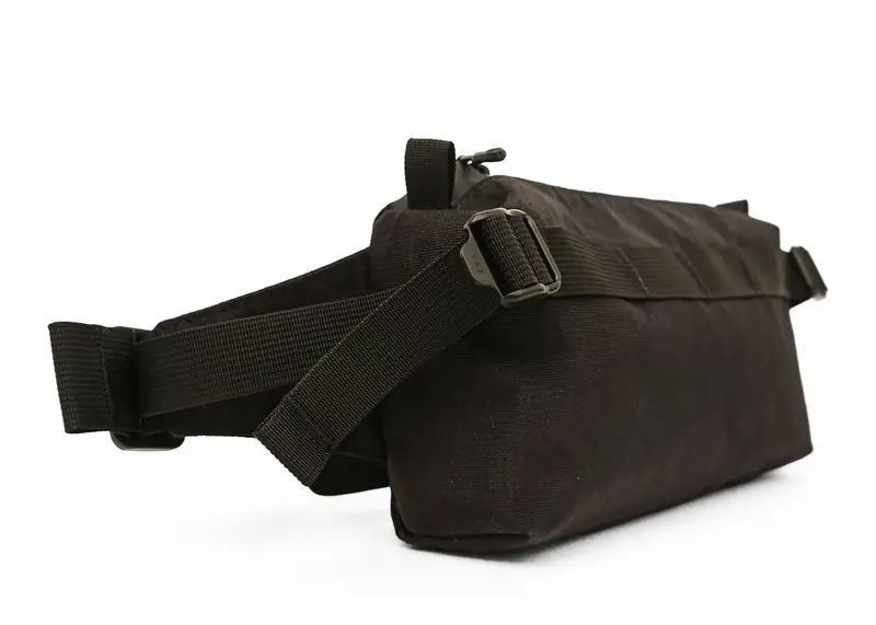 Xpac Lil Guy Fanny Pack: 1.6L 3